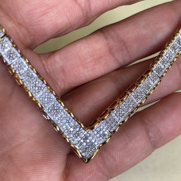 14K GF/Sterling Silver Natural 1ctw Diamonds Ladies V Necklace + Earring set! - Picture 5 of 15